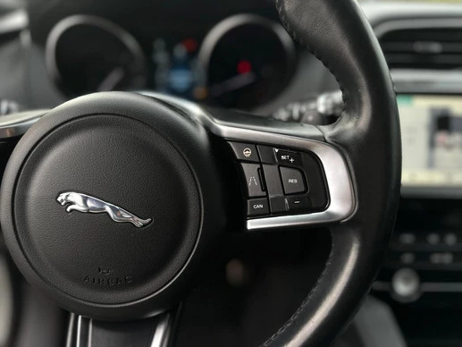 Jaguar F-PACE - Afbeelding 26 van 30