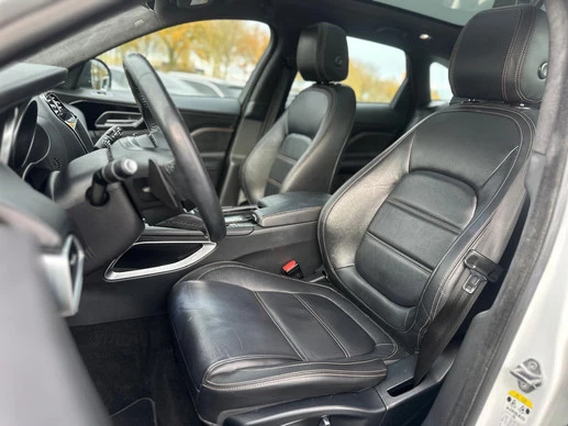 Jaguar F-PACE - Afbeelding 27 van 30