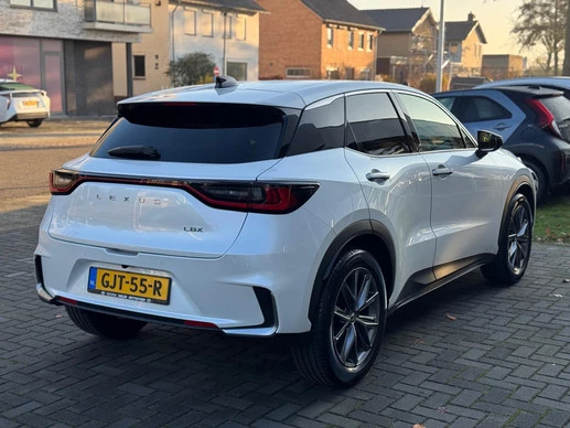 Lexus LBX - Afbeelding 4 van 30