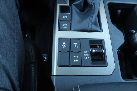 Toyota Land Cruiser - Afbeelding 18 van 30