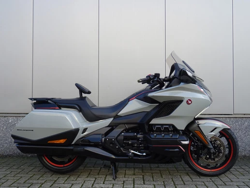 Honda GL 1800 - Afbeelding 1 van 13