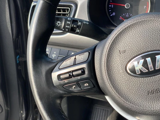 Kia Rio - Afbeelding 7 van 19