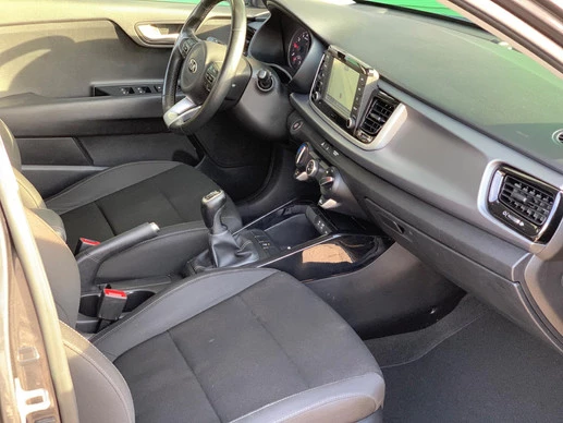 Kia Rio - Afbeelding 13 van 19