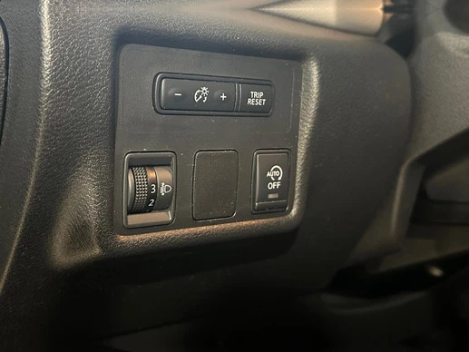 Nissan Micra - Afbeelding 23 van 29