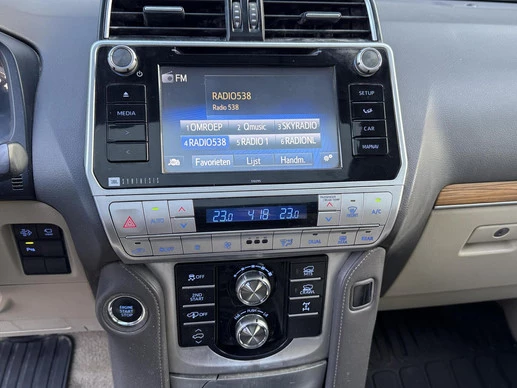 Toyota Land Cruiser - Afbeelding 17 van 30