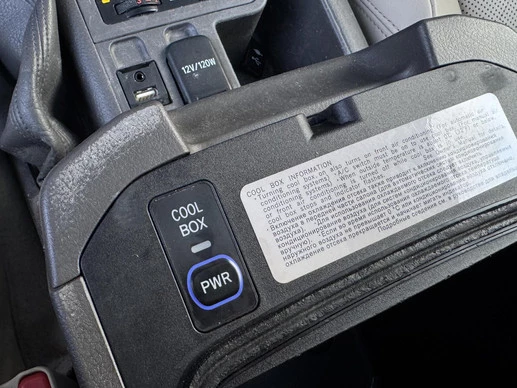 Toyota Land Cruiser - Afbeelding 24 van 30