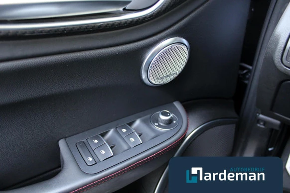 Alfa Romeo Giulia - Afbeelding 10 van 30