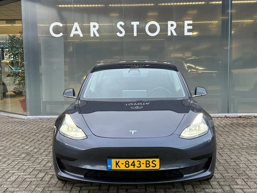 Tesla Model 3 - Afbeelding 5 van 14