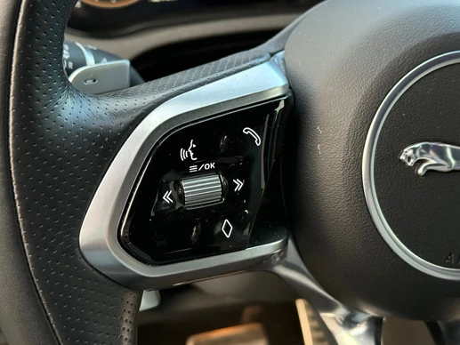 Jaguar E-PACE - Afbeelding 12 van 30