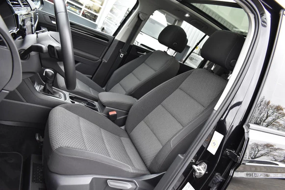 Volkswagen Touran - Afbeelding 12 van 26