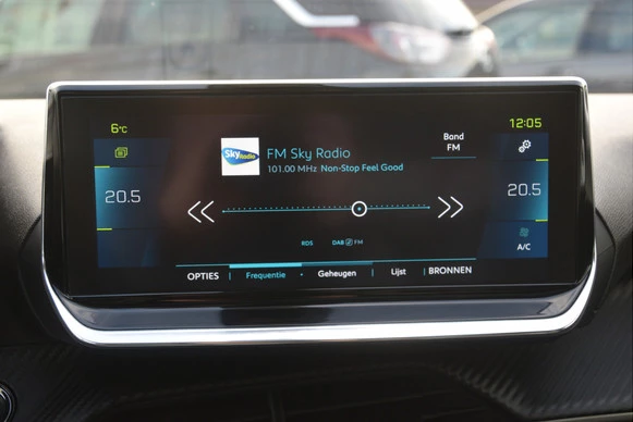 Peugeot e-2008 - Afbeelding 16 van 30