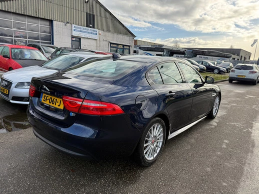 Jaguar XE - Afbeelding 3 van 30