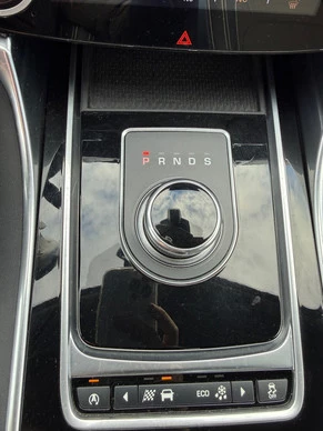 Jaguar XE - Afbeelding 25 van 30