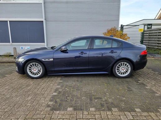 Jaguar XE - Afbeelding 10 van 30