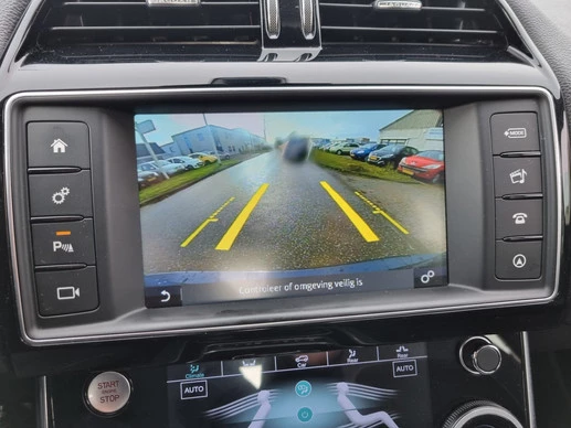 Jaguar XE - Afbeelding 12 van 30