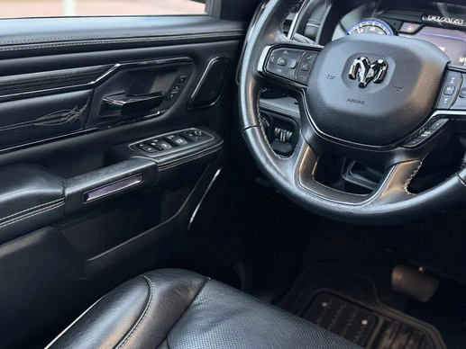 Dodge Ram Pick-Up - Afbeelding 25 van 26