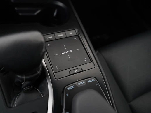 Lexus UX - Afbeelding 12 van 30