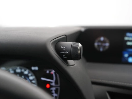 Lexus UX - Afbeelding 24 van 30