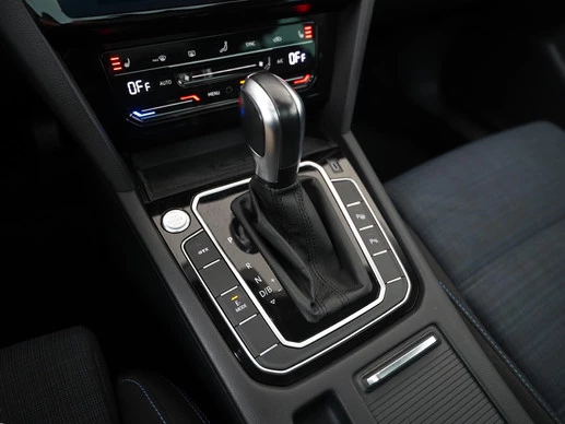 Volkswagen Passat - Afbeelding 11 van 30