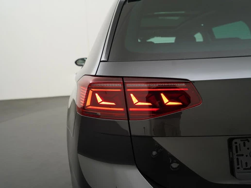Volkswagen Passat - Afbeelding 26 van 30