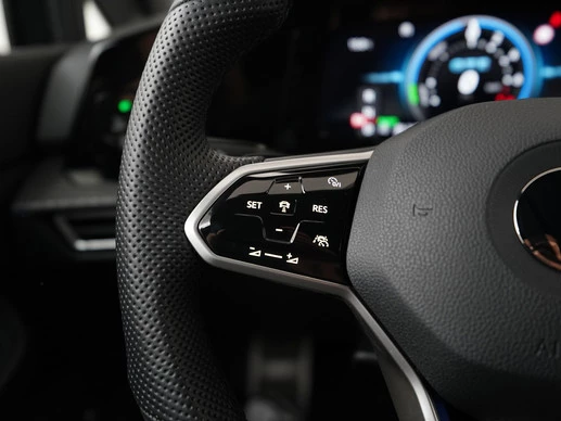 Volkswagen Golf - Afbeelding 8 van 30