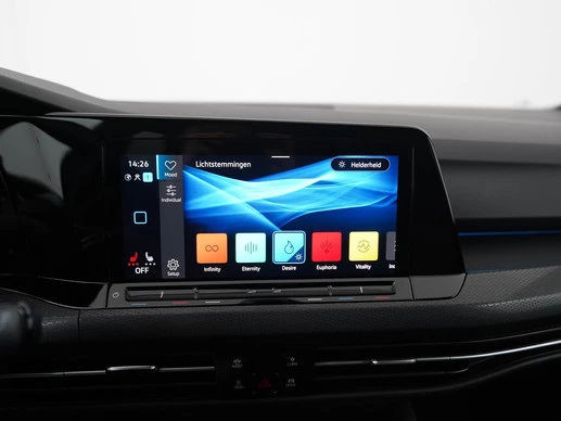 Volkswagen Golf - Afbeelding 23 van 30