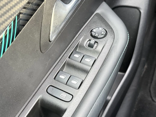 Peugeot e-208 - Afbeelding 8 van 30
