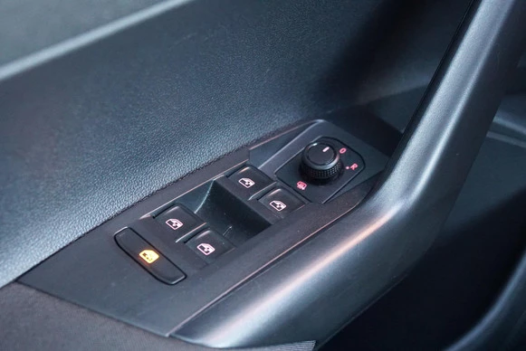 Volkswagen Polo - Afbeelding 27 van 30