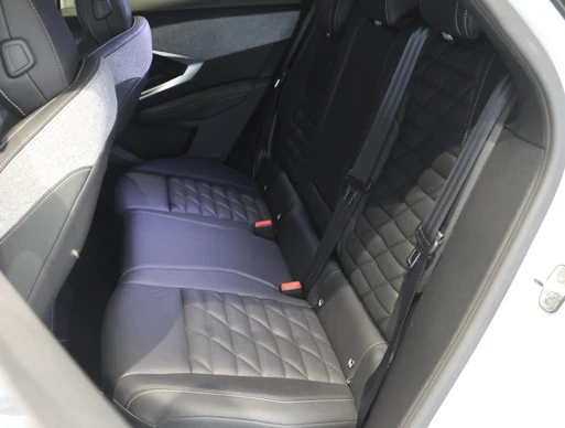 Peugeot e-3008 - Afbeelding 18 van 30