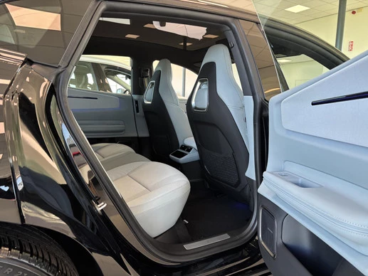 Polestar 4 - Afbeelding 13 van 21