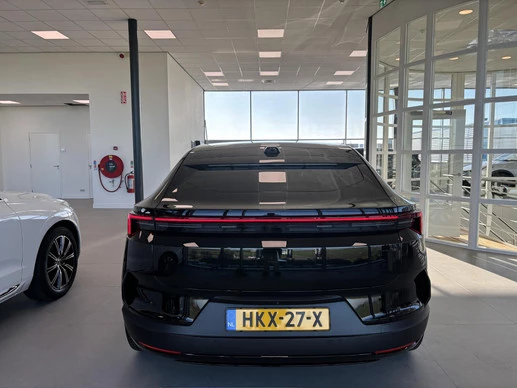 Polestar 4 - Afbeelding 21 van 21