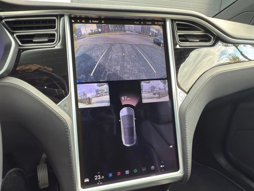 Tesla Model X - Afbeelding 17 van 29