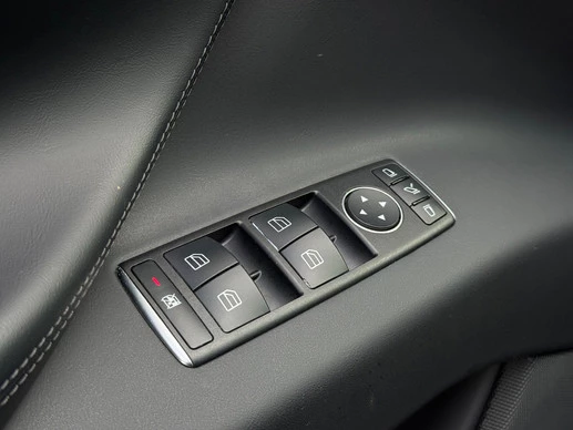 Tesla Model X - Afbeelding 23 van 29