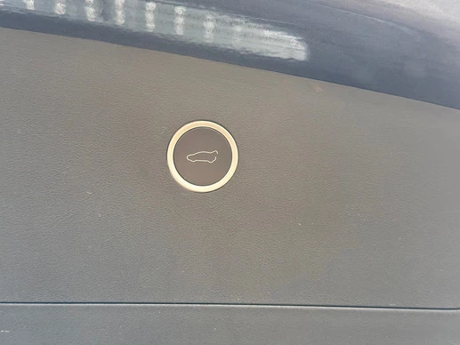 Tesla Model X - Afbeelding 28 van 29