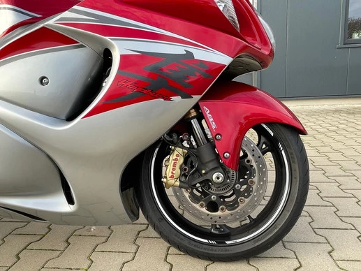 Suzuki GSX - Afbeelding 9 van 13