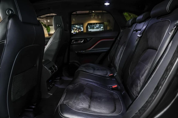 Jaguar F-PACE - Afbeelding 10 van 30