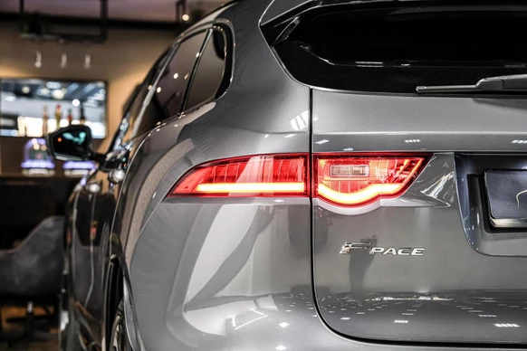 Jaguar F-PACE - Afbeelding 14 van 30