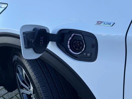 Ford Explorer - Afbeelding 28 van 30