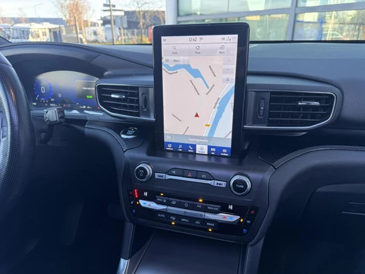 Ford Explorer - Afbeelding 27 van 30