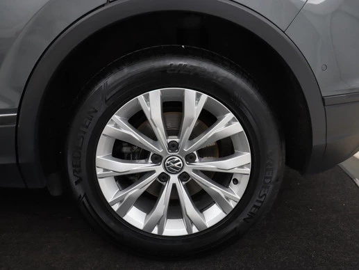 Volkswagen Tiguan - Afbeelding 28 van 30