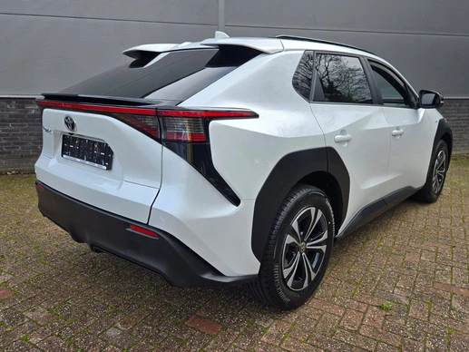 Toyota bZ4X - Afbeelding 2 van 18