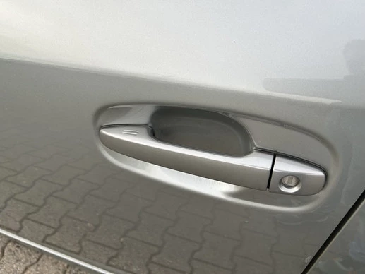 Toyota Avensis - Afbeelding 13 van 30