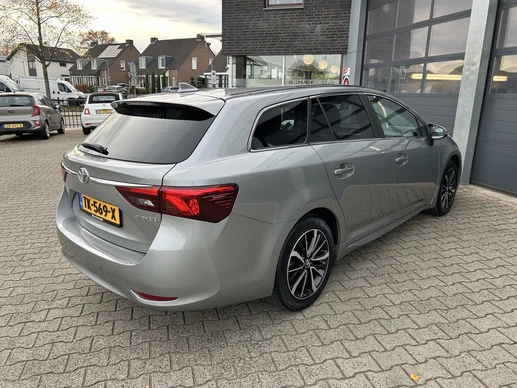 Toyota Avensis - Afbeelding 16 van 30