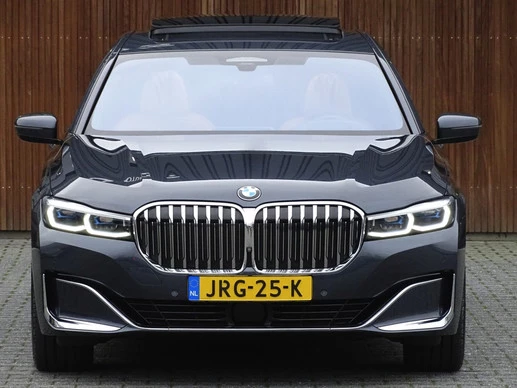 BMW 7 Serie - Afbeelding 8 van 30