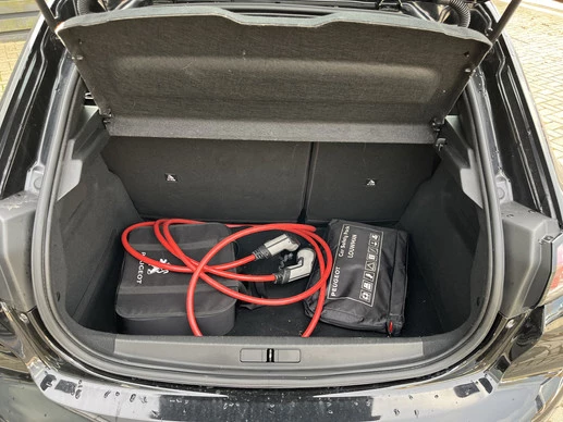 Peugeot e-208 - Afbeelding 7 van 8