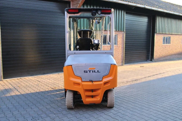 Still  - Afbeelding 8 van 15