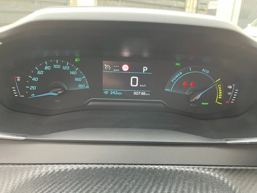 Peugeot e-208 - Afbeelding 6 van 9