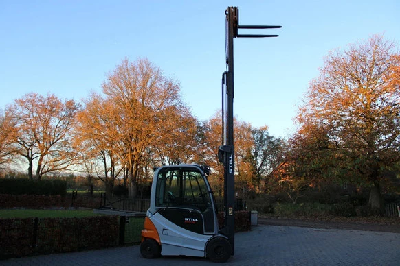 Still  - Afbeelding 9 van 14