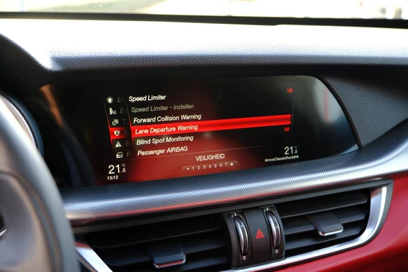 Alfa Romeo Stelvio - Afbeelding 21 van 30