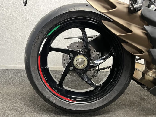 MV Agusta F3 - Afbeelding 9 van 24
